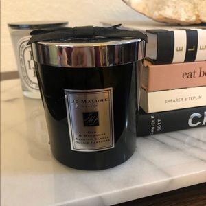 Jo Malone Oud & Bergamot Candle and box